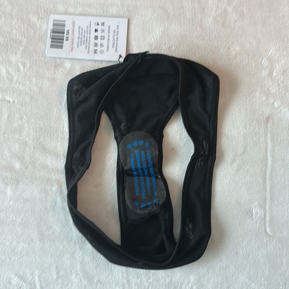 Tan-through Kea Bottom | Black - Picture 5 of 5